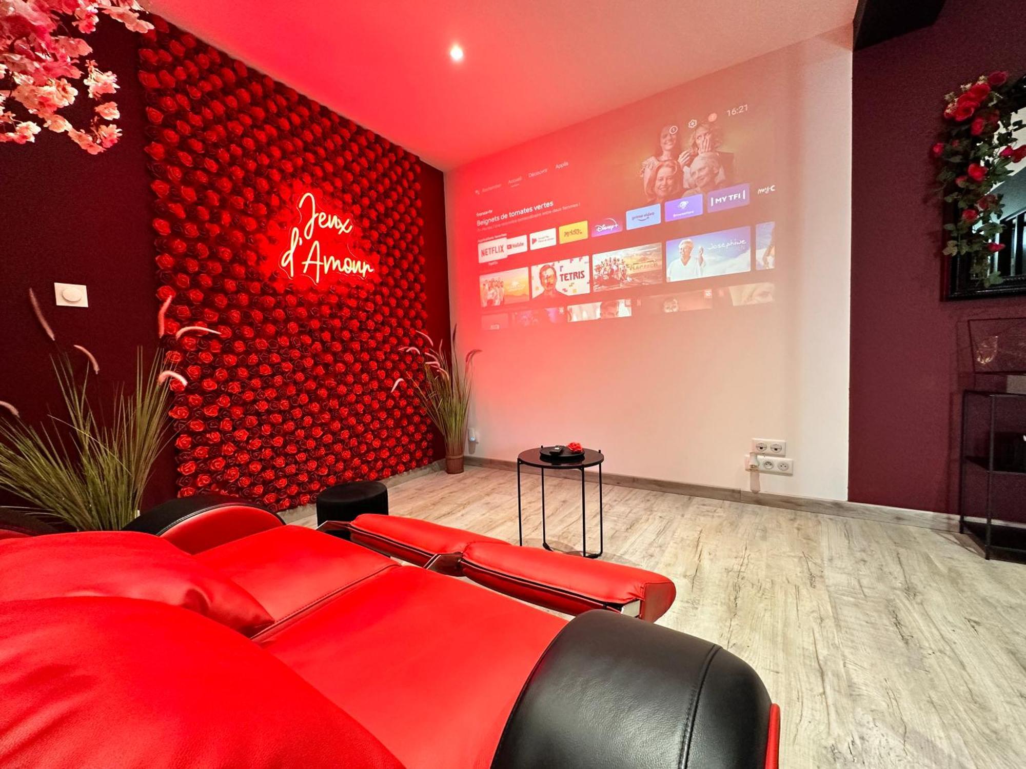 Apartment Jeux D'amour Jacuzzi / Saint-Die-des-Vosges